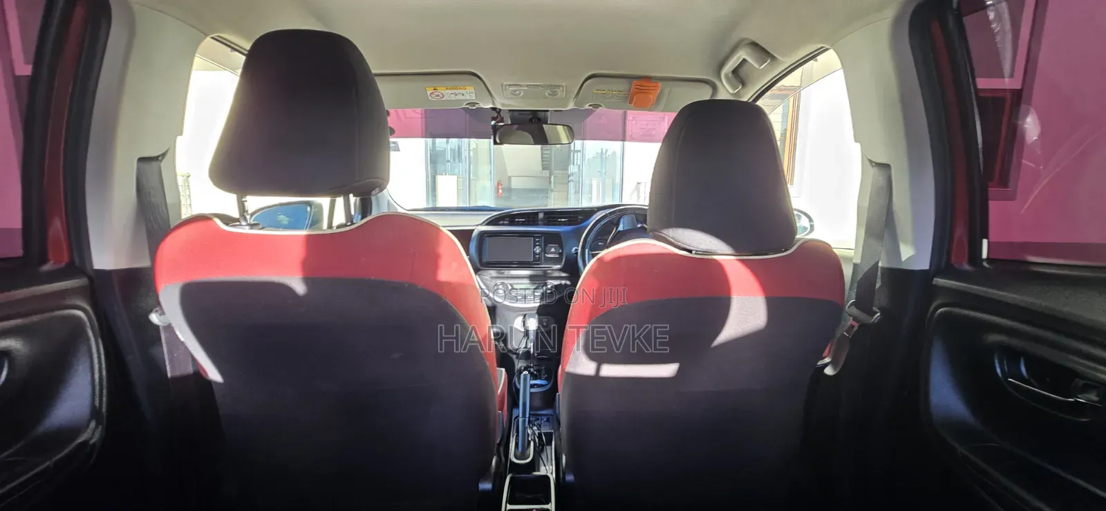Toyota Vitz 2017 Maroon