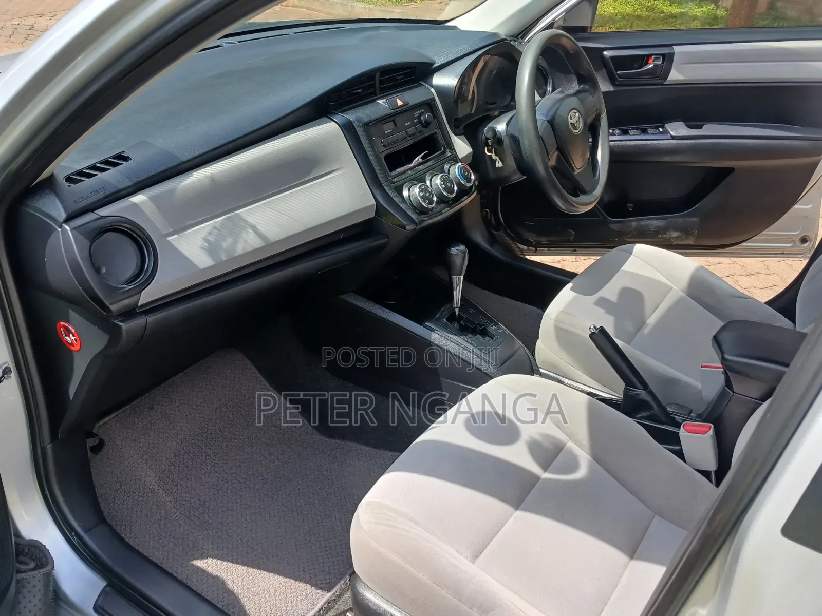 Toyota Axio 2013 Silver