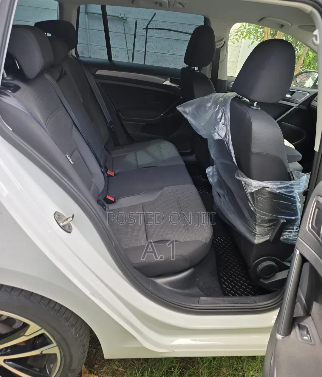 Volkswagen Golf 2019 White