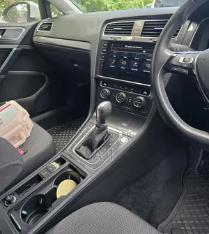 Volkswagen Golf 2019 White