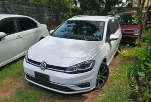 Volkswagen Golf 2019 White