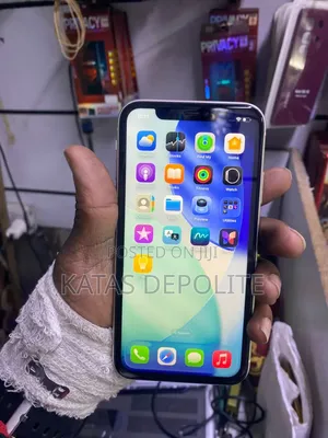 Apple iPhone 11 128 GB White