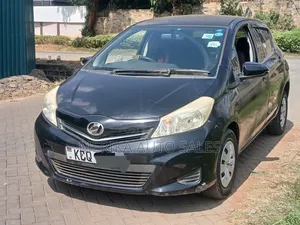 Toyota Vitz 2011 Black