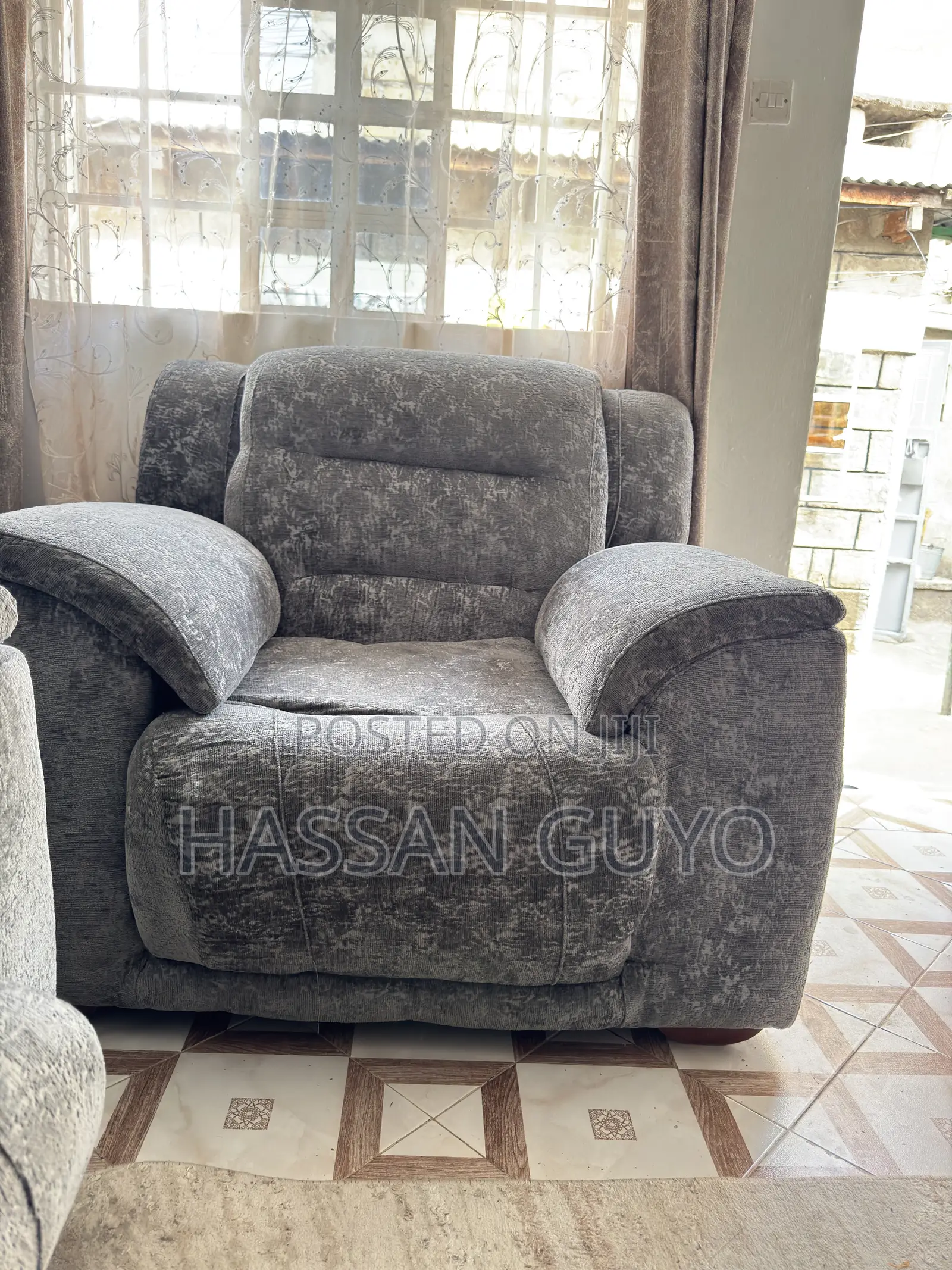 5 Seater Couch/ Sofa Set