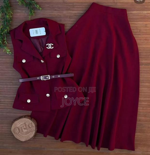 Skirt and Sleeveless Coat - thumbnail 2