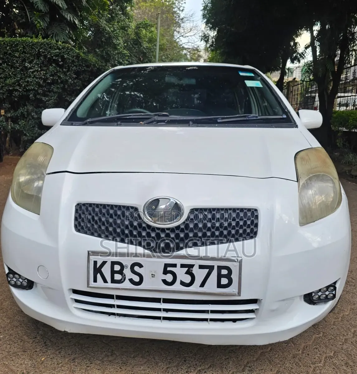 Toyota Vitz 2006 White