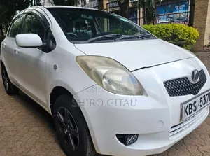Toyota Vitz 2006 White