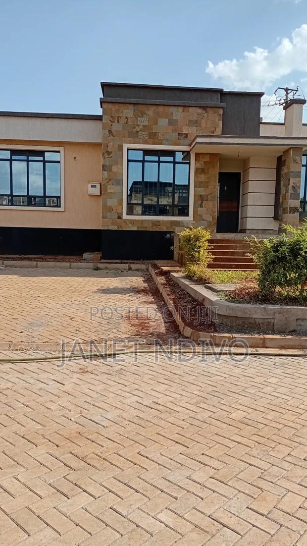 3bdrm Bungalow in Manna Residence, RedSoil Estate for sale