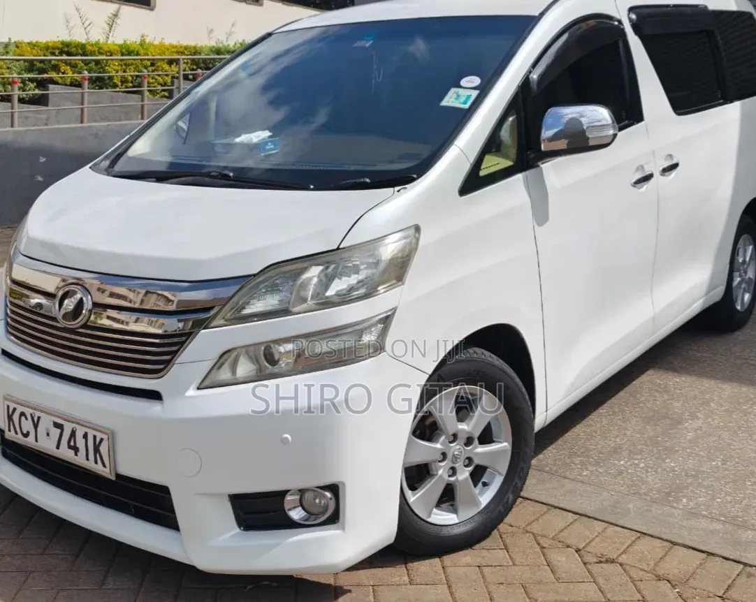 Toyota Alphard 2012 White