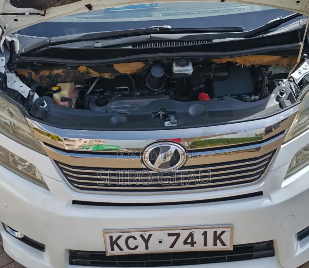 Toyota Alphard 2012 White