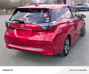 Honda Fit Shuttle 2019 Red