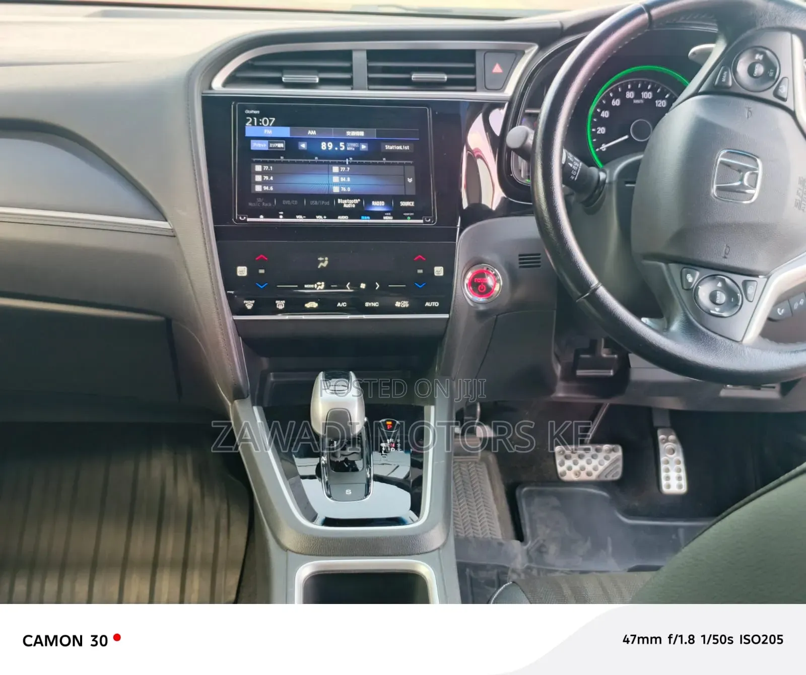 Honda Fit Shuttle 2019 Red