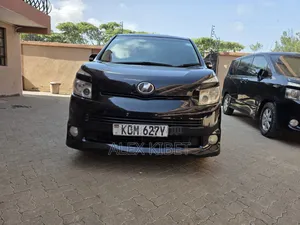 Toyota Voxy 2010 Black