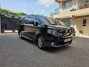 Toyota Voxy 2010 Black