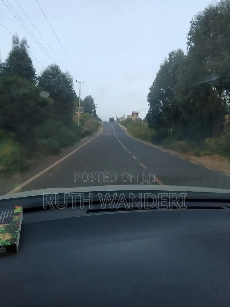 Kamangu 50 by 100