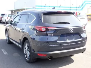 Mazda CX-8 2019 Blue