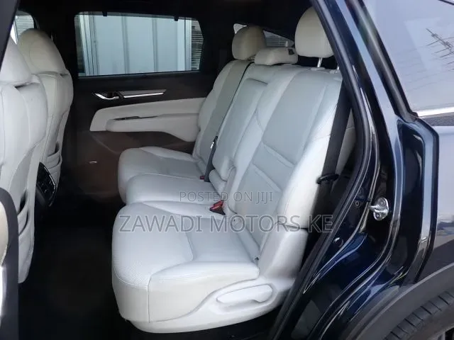 Mazda CX-8 2019 Blue