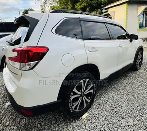 Subaru Forester 2.5i Premium AWD 2018 White