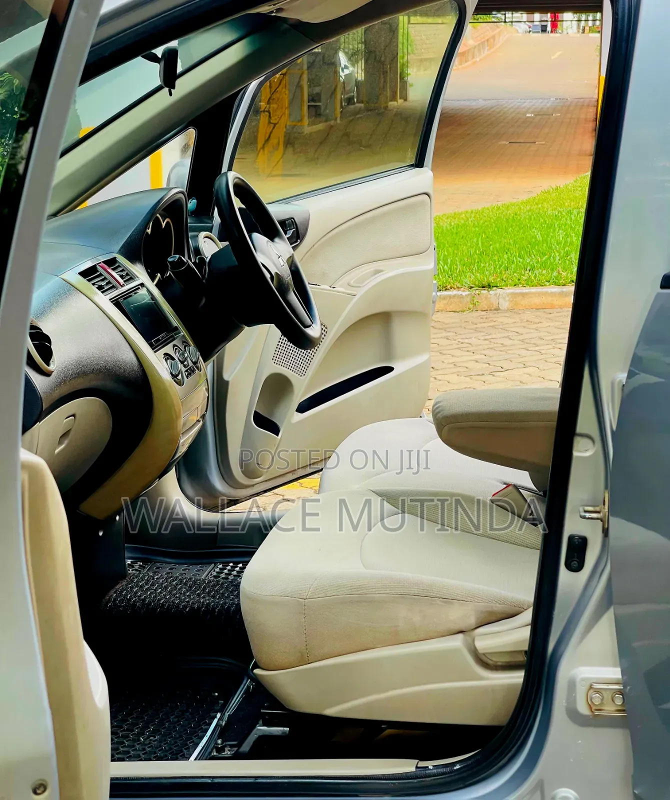 Mitsubishi Colt 2008 Silver