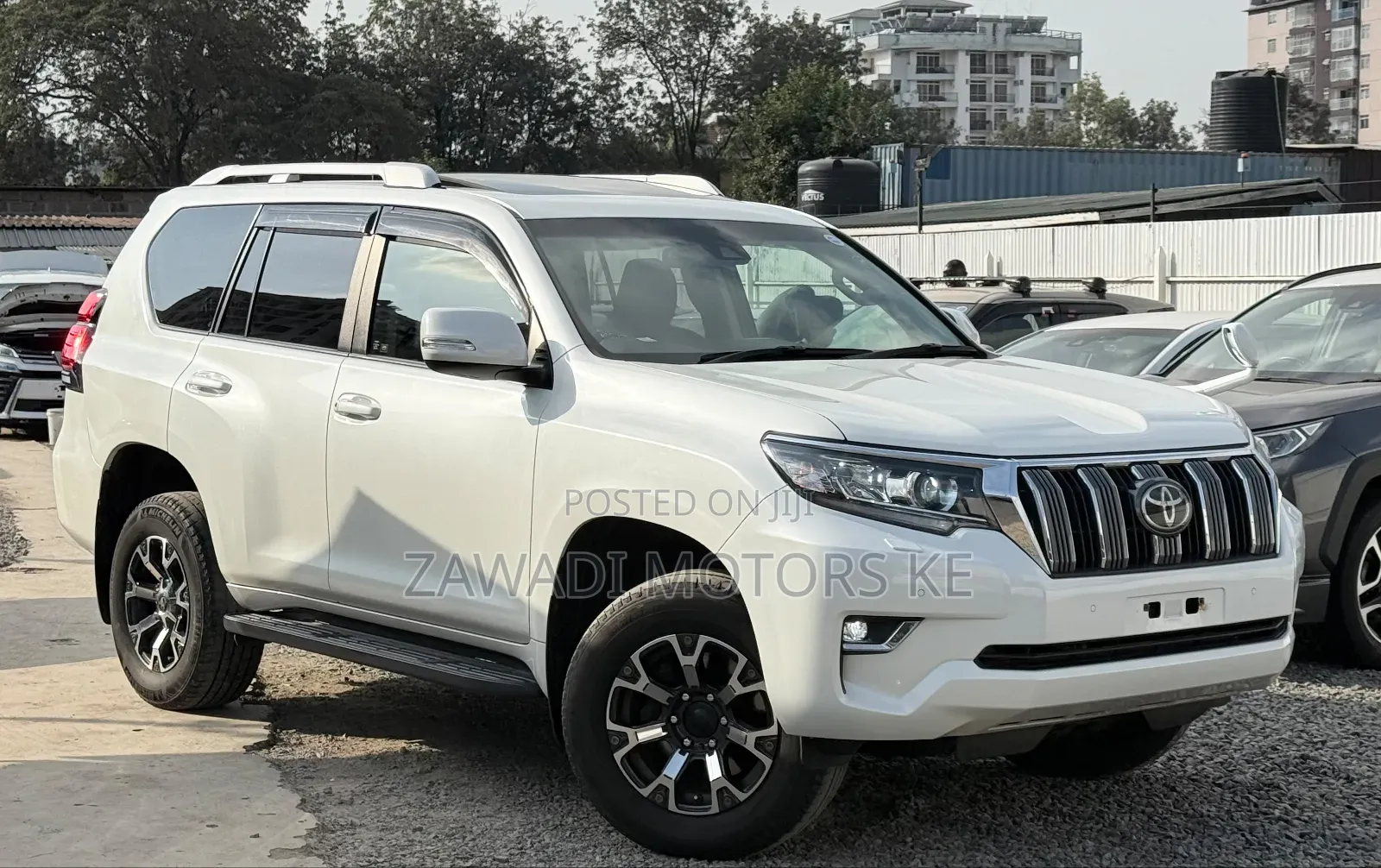 Toyota Land Cruiser Prado 2019 White