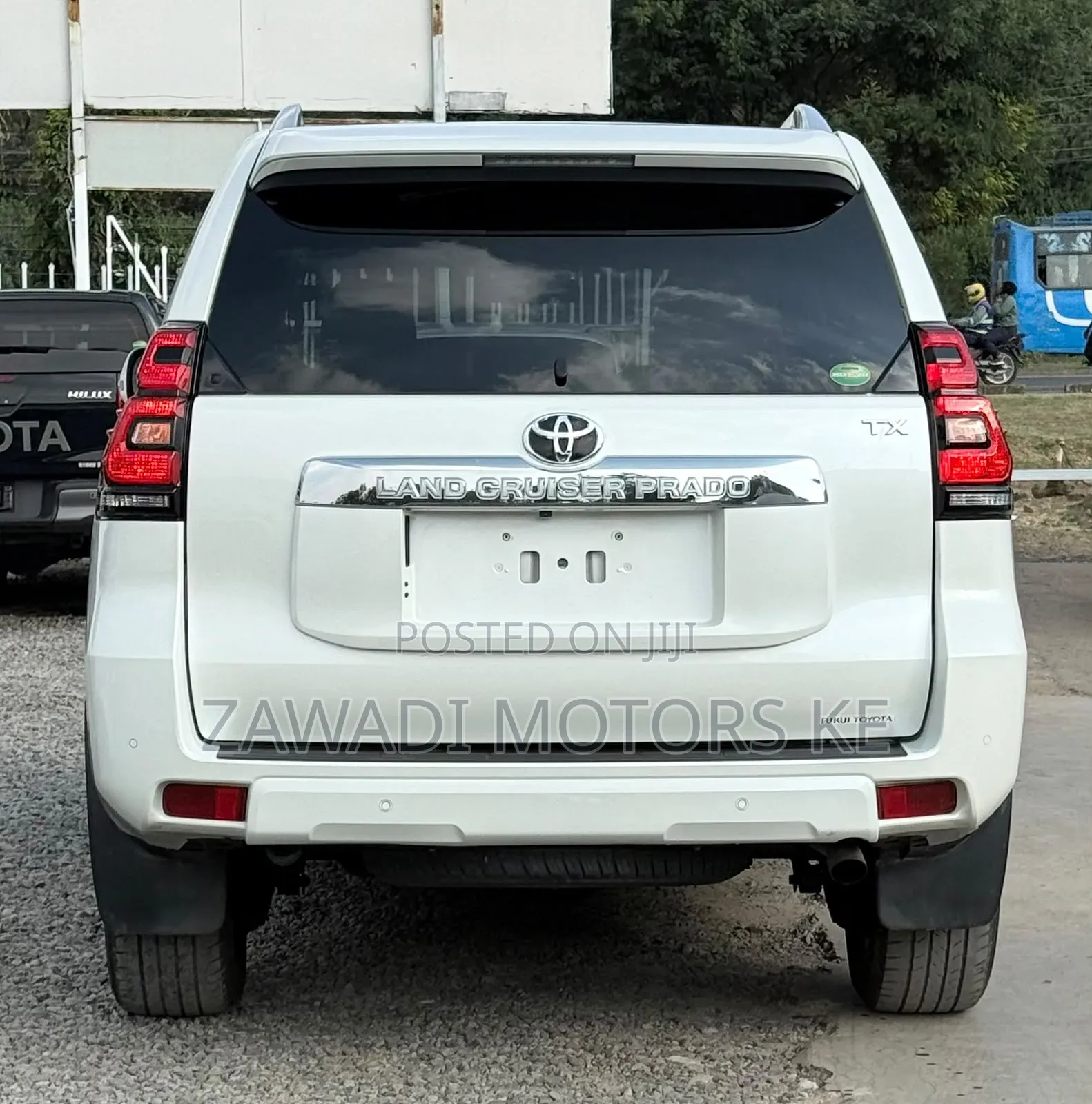 Toyota Land Cruiser Prado 2019 White