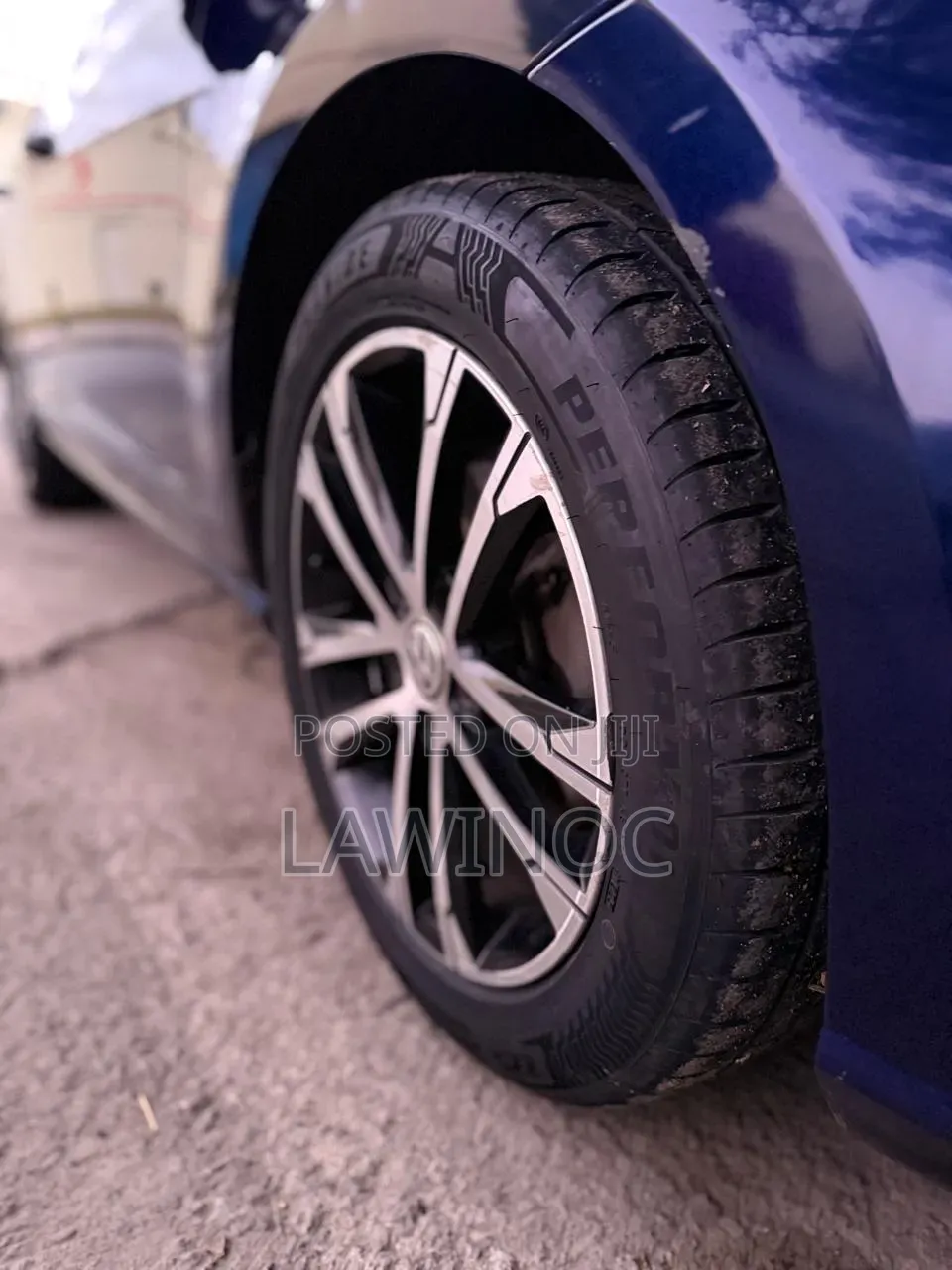 Volkswagen Golf 2017 Blue
