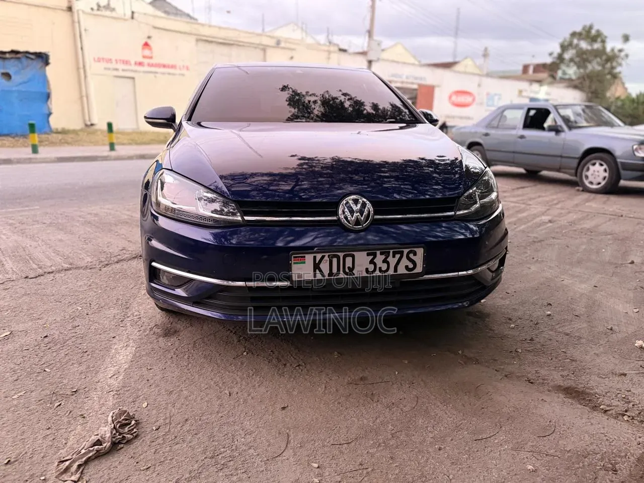 Volkswagen Golf 2017 Blue