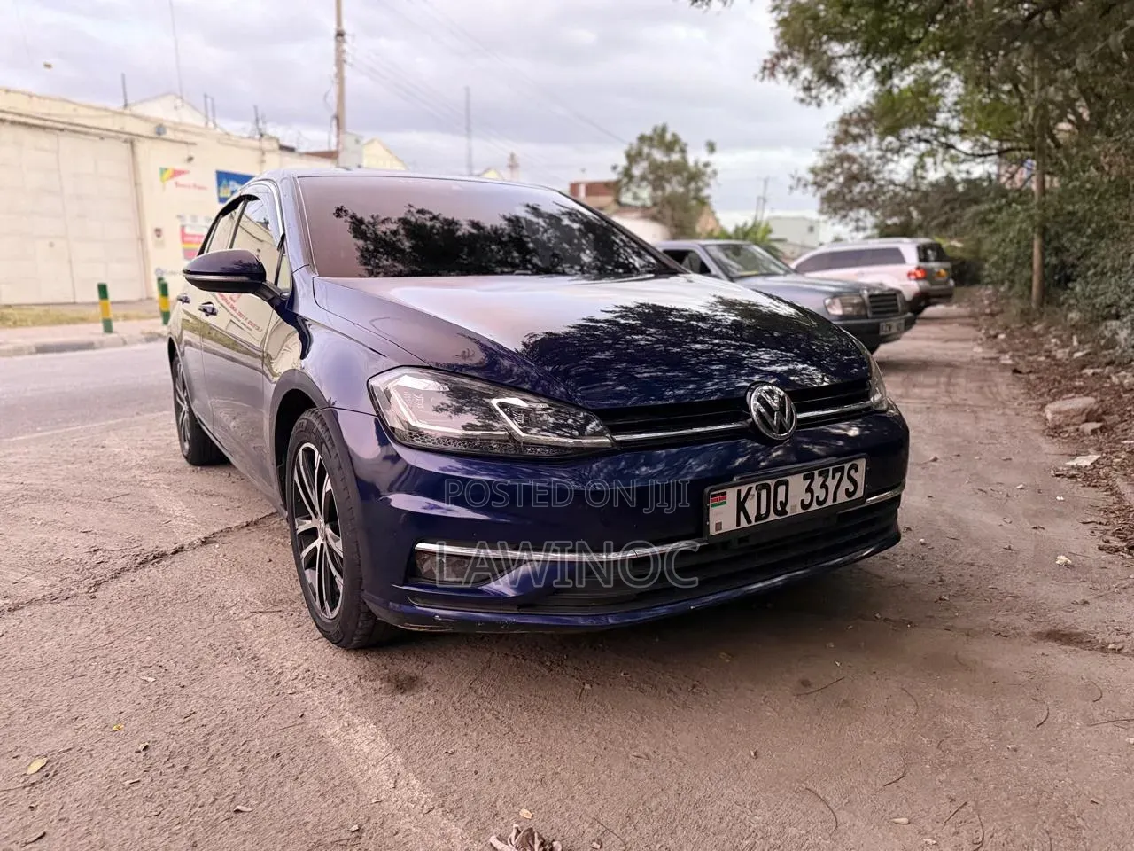 Volkswagen Golf 2017 Blue