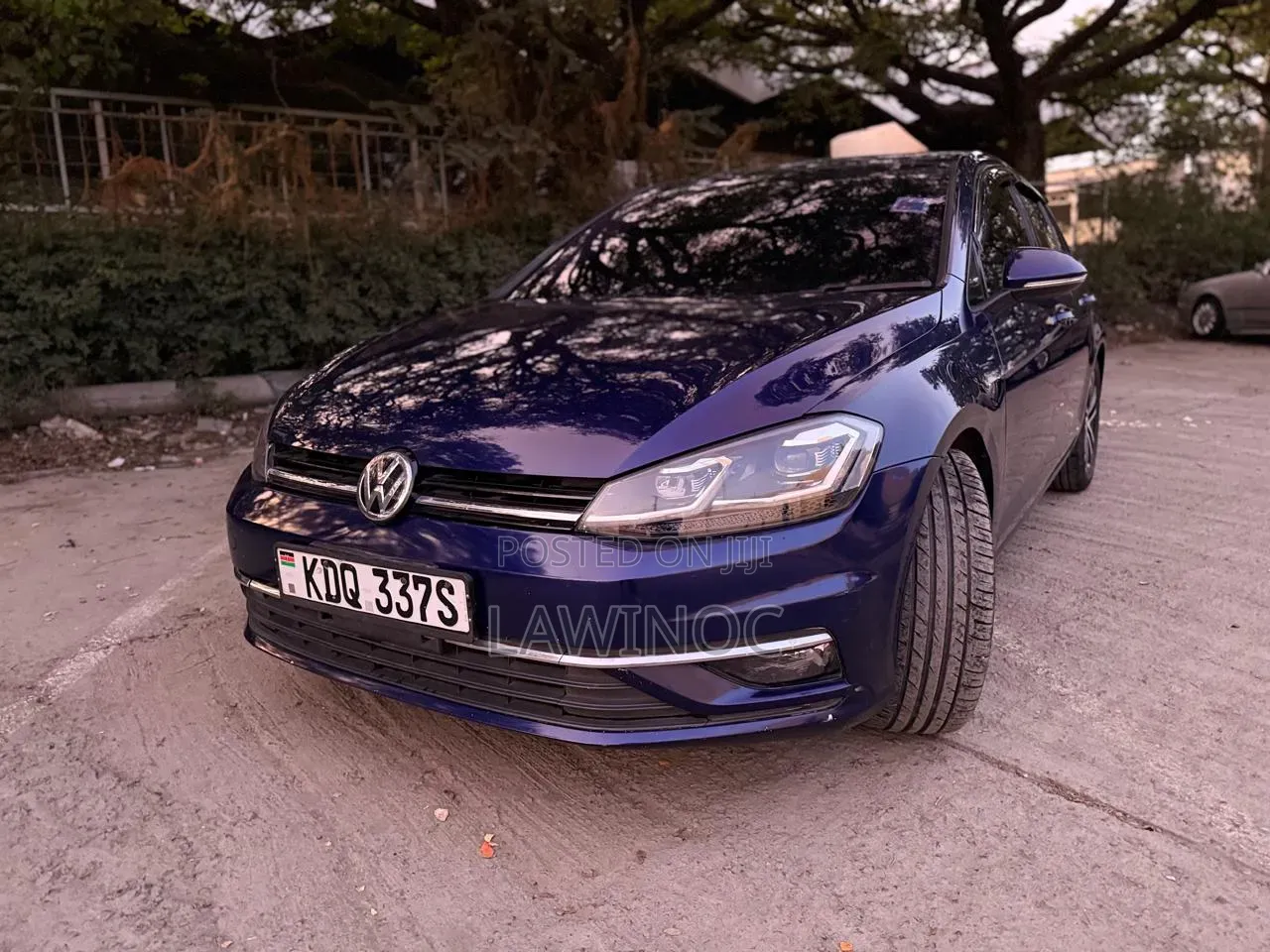 Volkswagen Golf 2017 Blue
