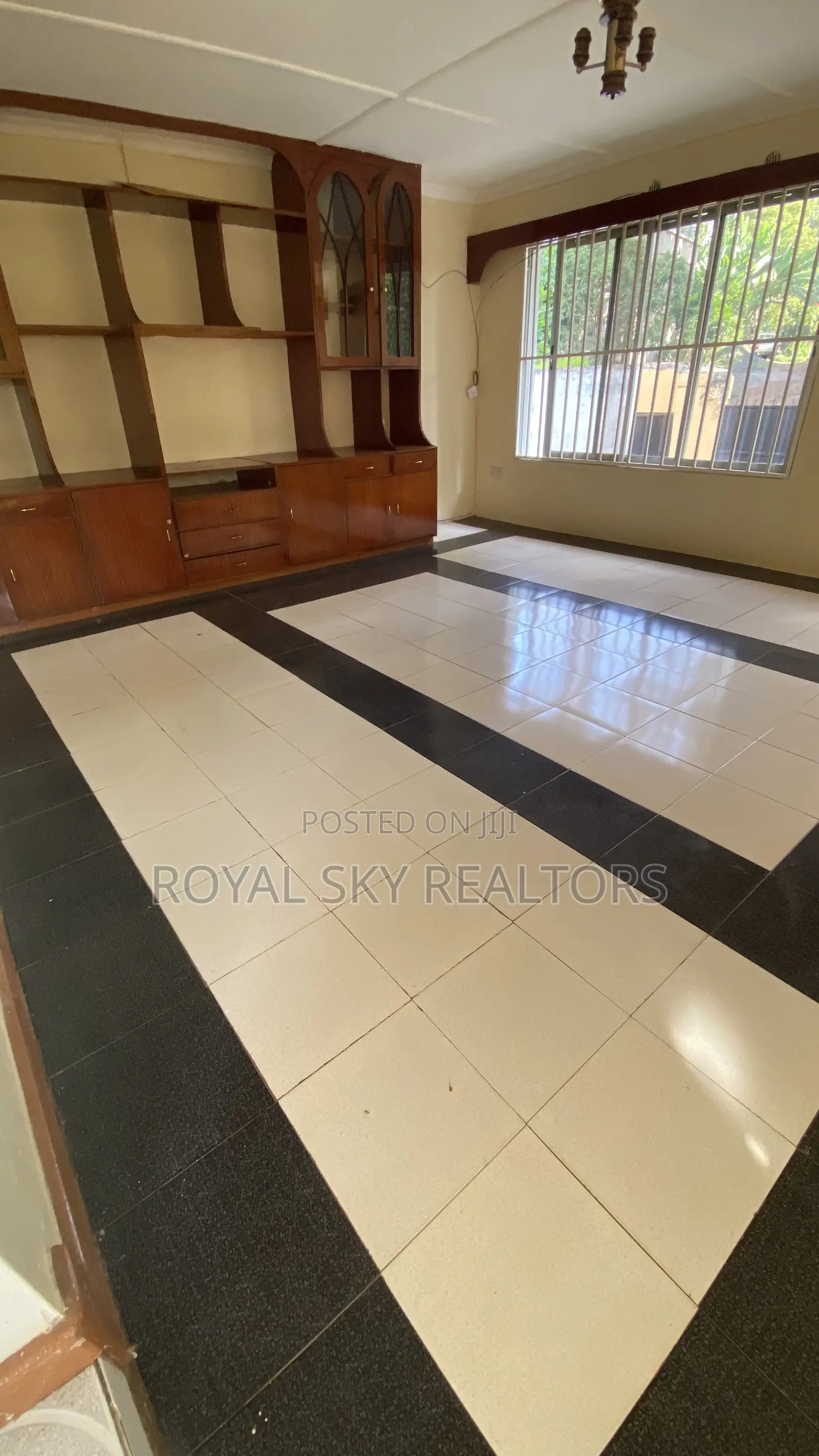3bdrm Townhouse / Terrace in Uthiru for rent