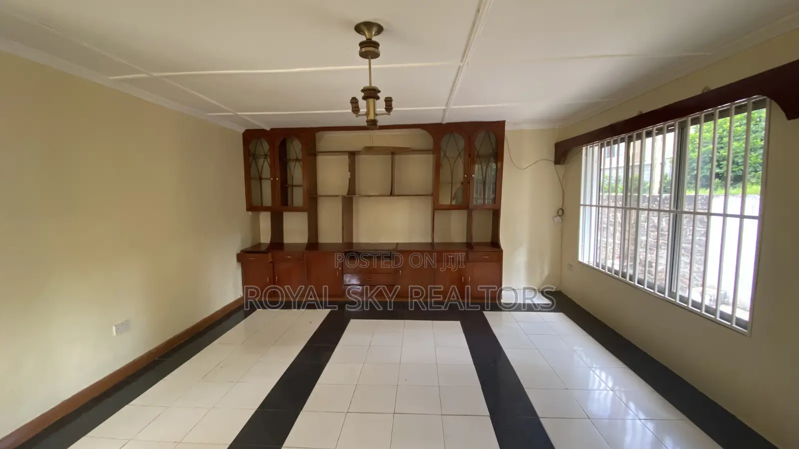 3bdrm Townhouse / Terrace in Uthiru for rent
