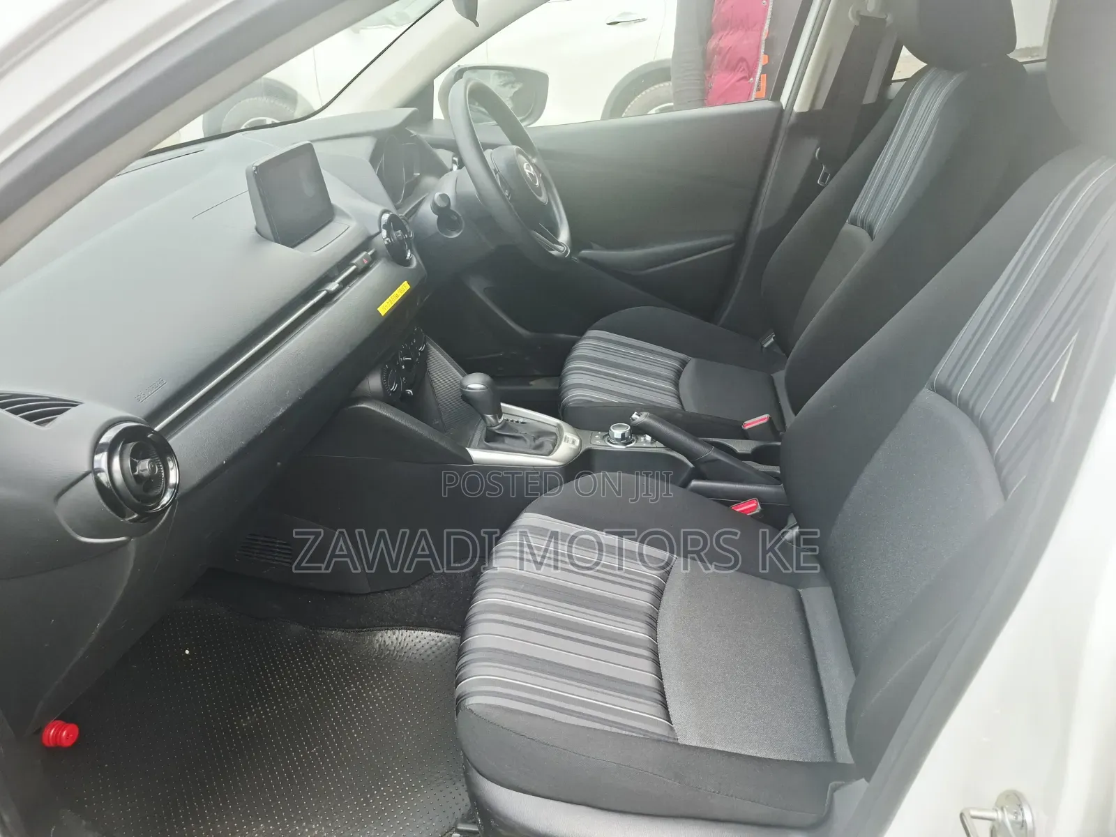 Mazda 2 2020 White