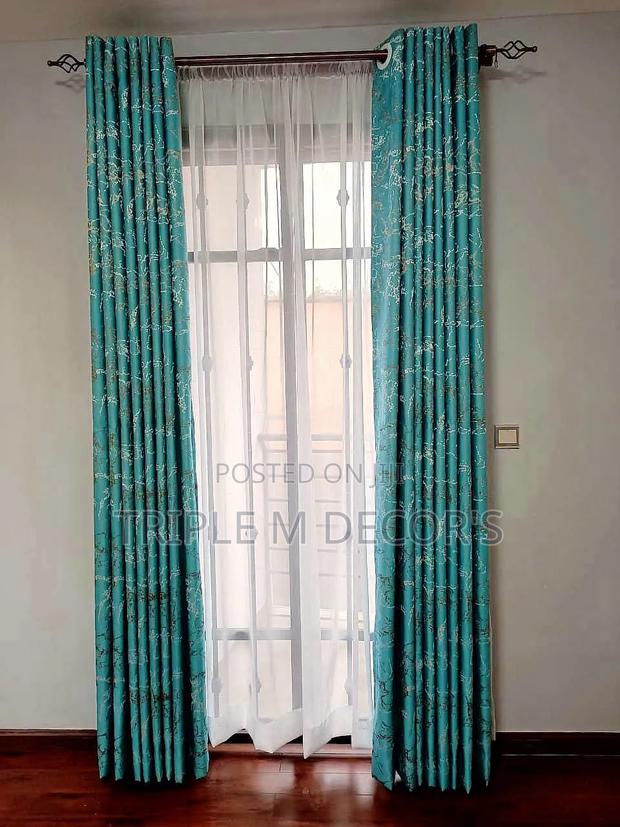 Quality Pocket Friendly Modern Curtains
