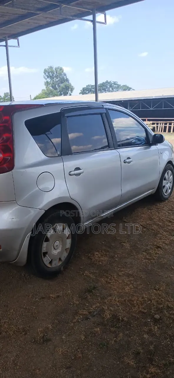 Nissan Note 2009 Silver