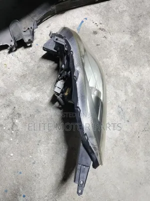 Suzuki Swift 2015/16 Black Xenon Headlight
