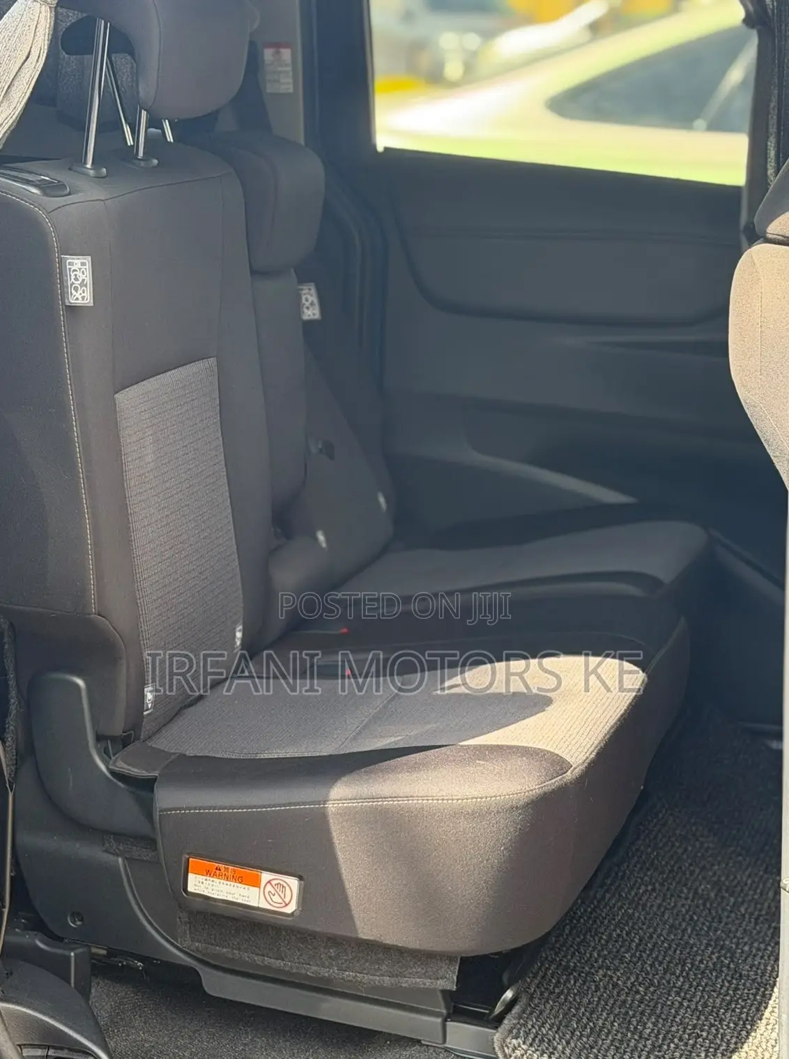 Toyota Sienta 1.5 Hybrid FWD 2019 Blue
