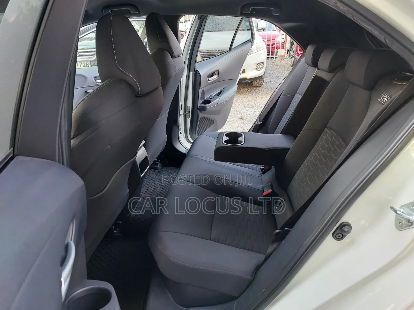 Toyota Corolla 2018  White 