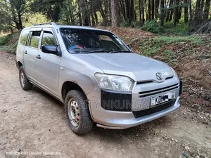 Toyota Succeed SV Premium 2016 Silver