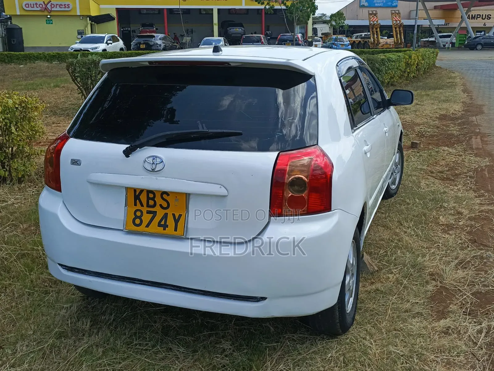 Toyota Corolla RunX 2006 White