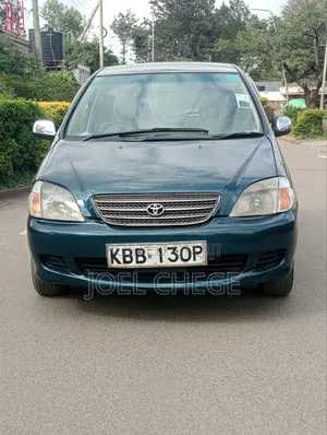 Toyota Nadia 2001 Blue