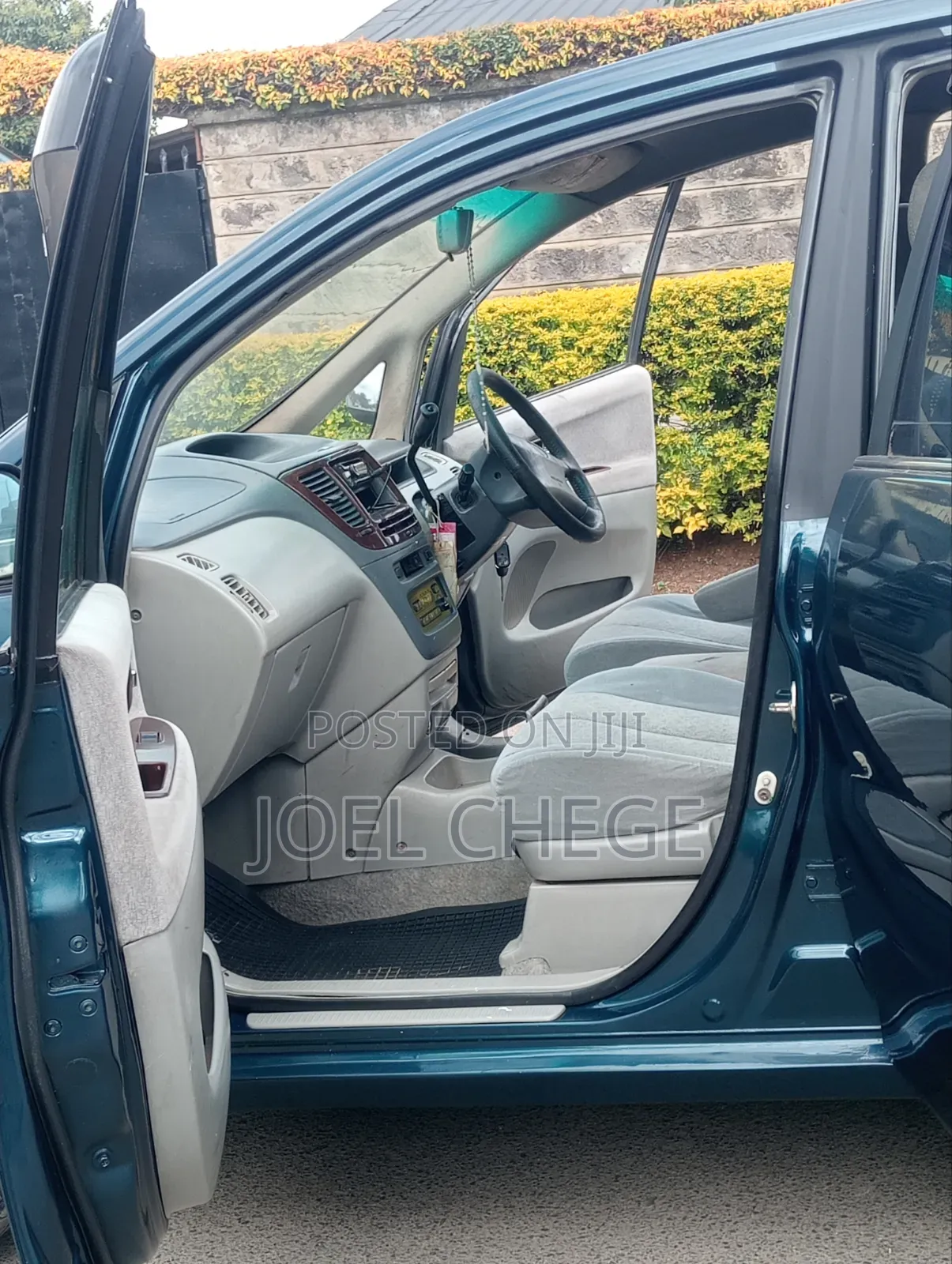 Toyota Nadia 2001 Blue
