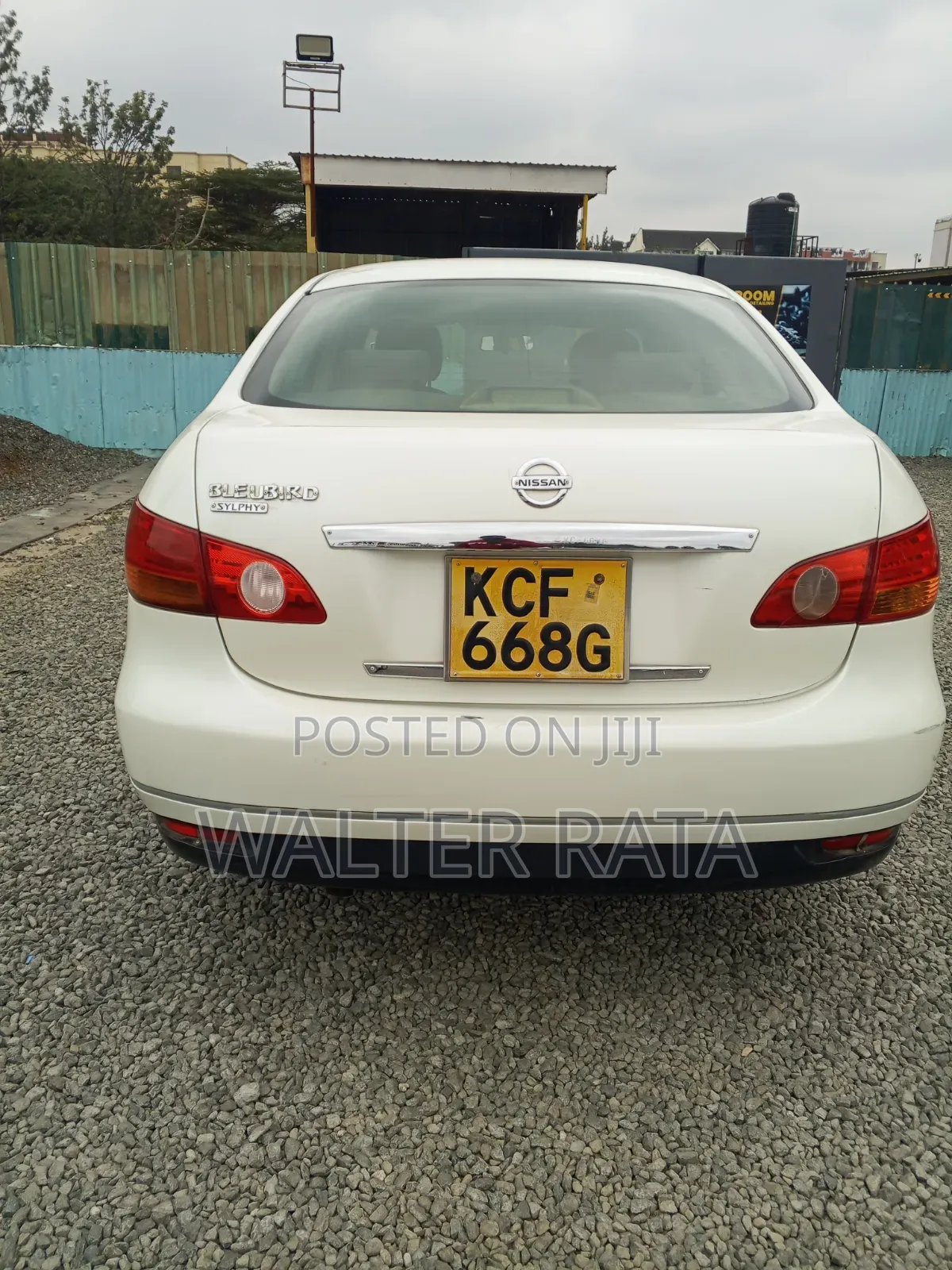 Nissan Bluebird 2008 White