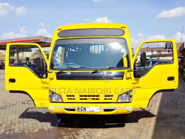 Isuzu NQR 2018 Yellow - thumbnail 5