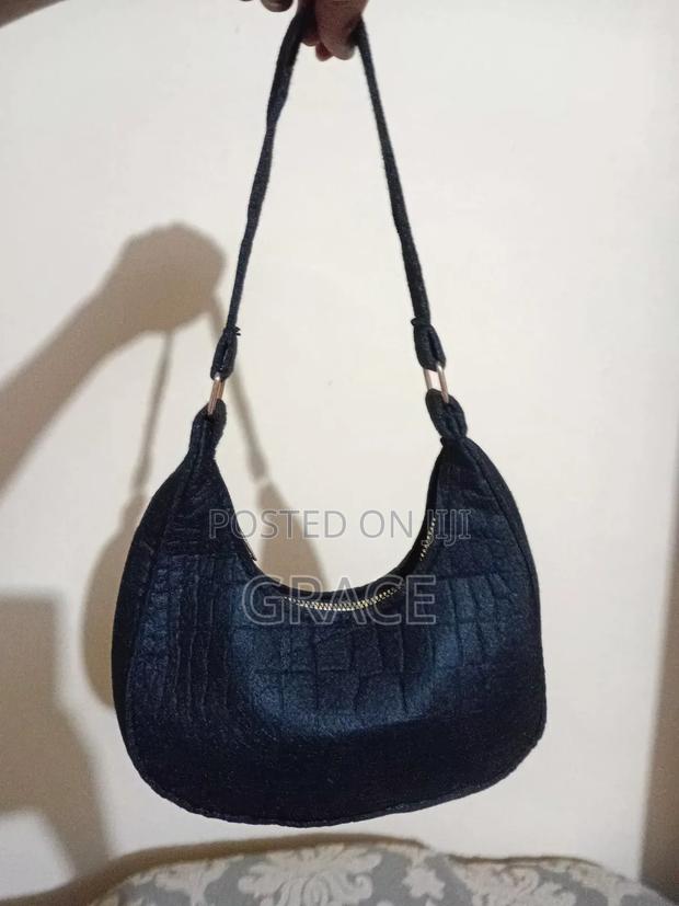 Shoulder Bags - thumbnail 2