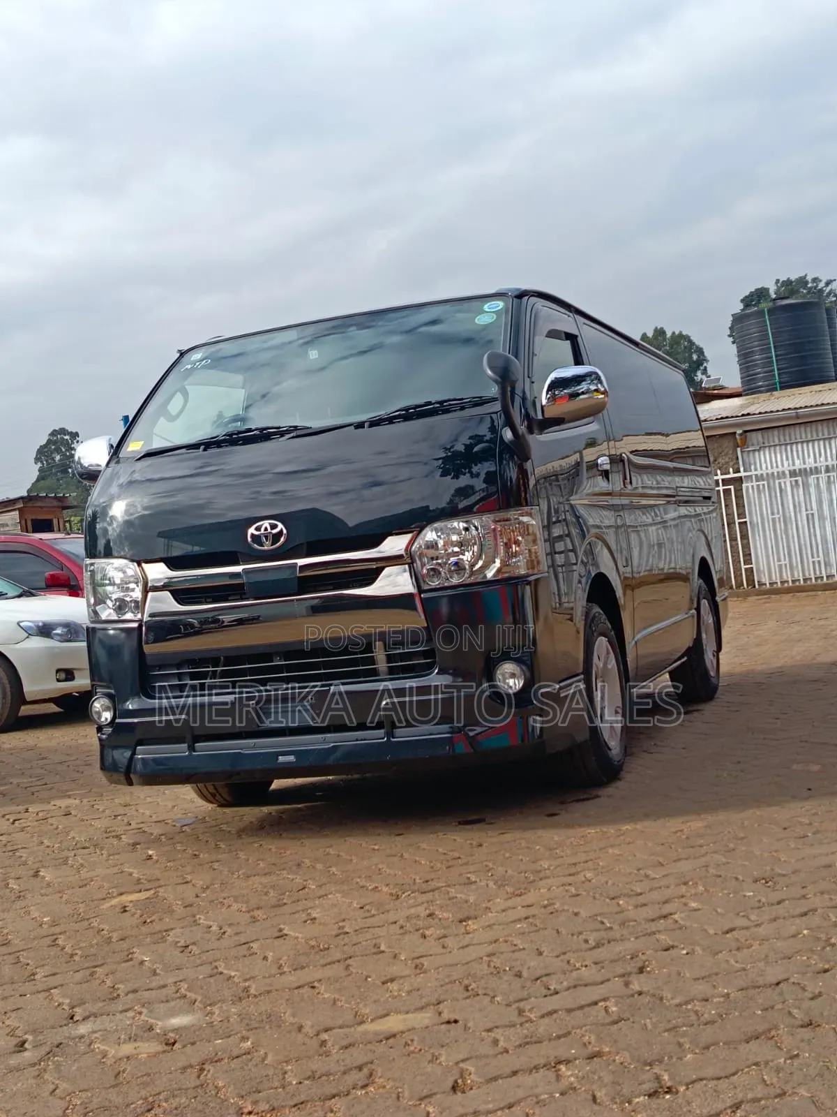 Toyota HiAce 2019 Black