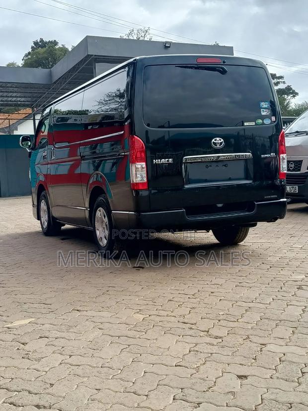 Toyota HiAce 2019 Black - thumbnail 6