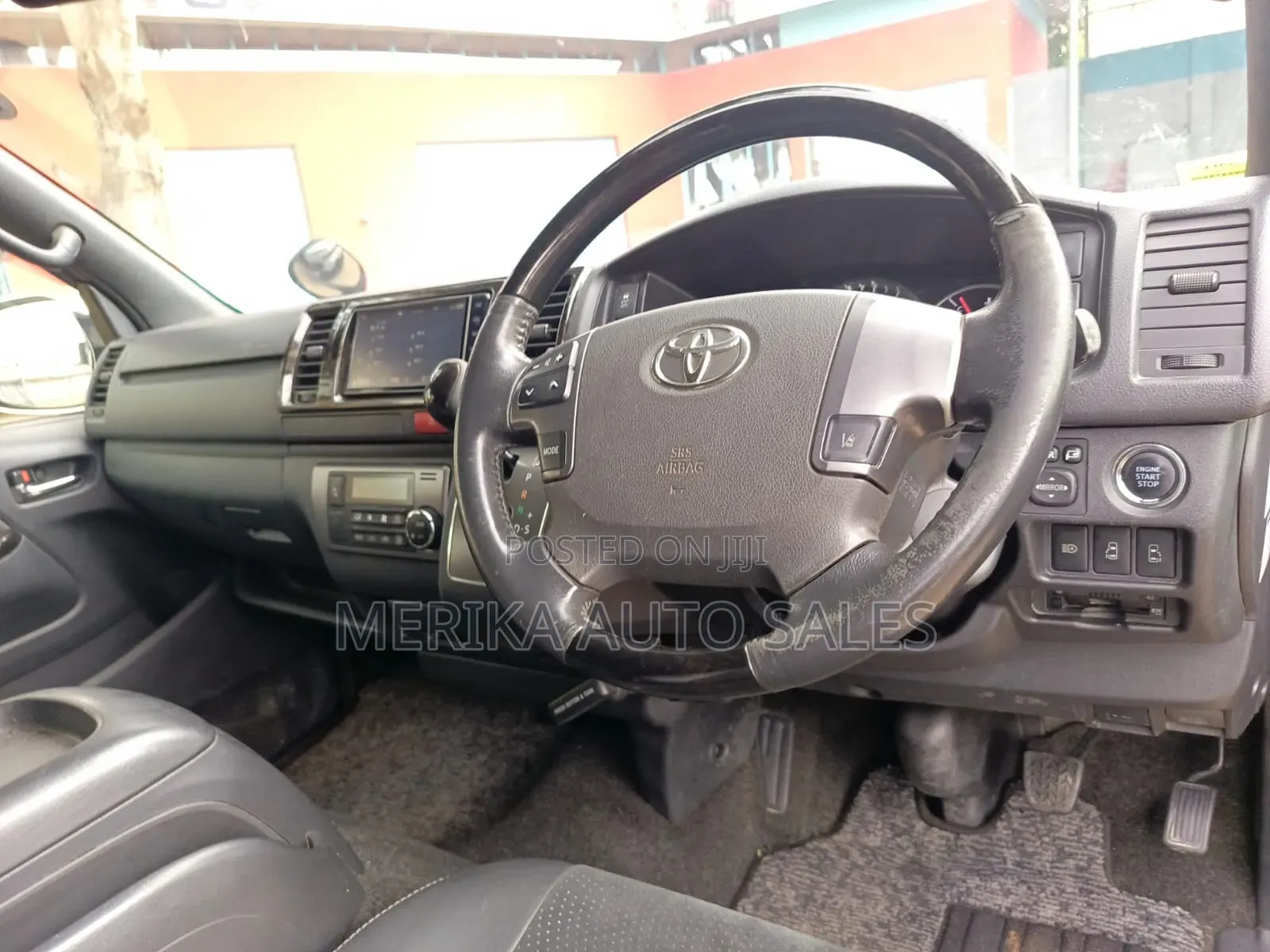 Toyota HiAce 2019 Black