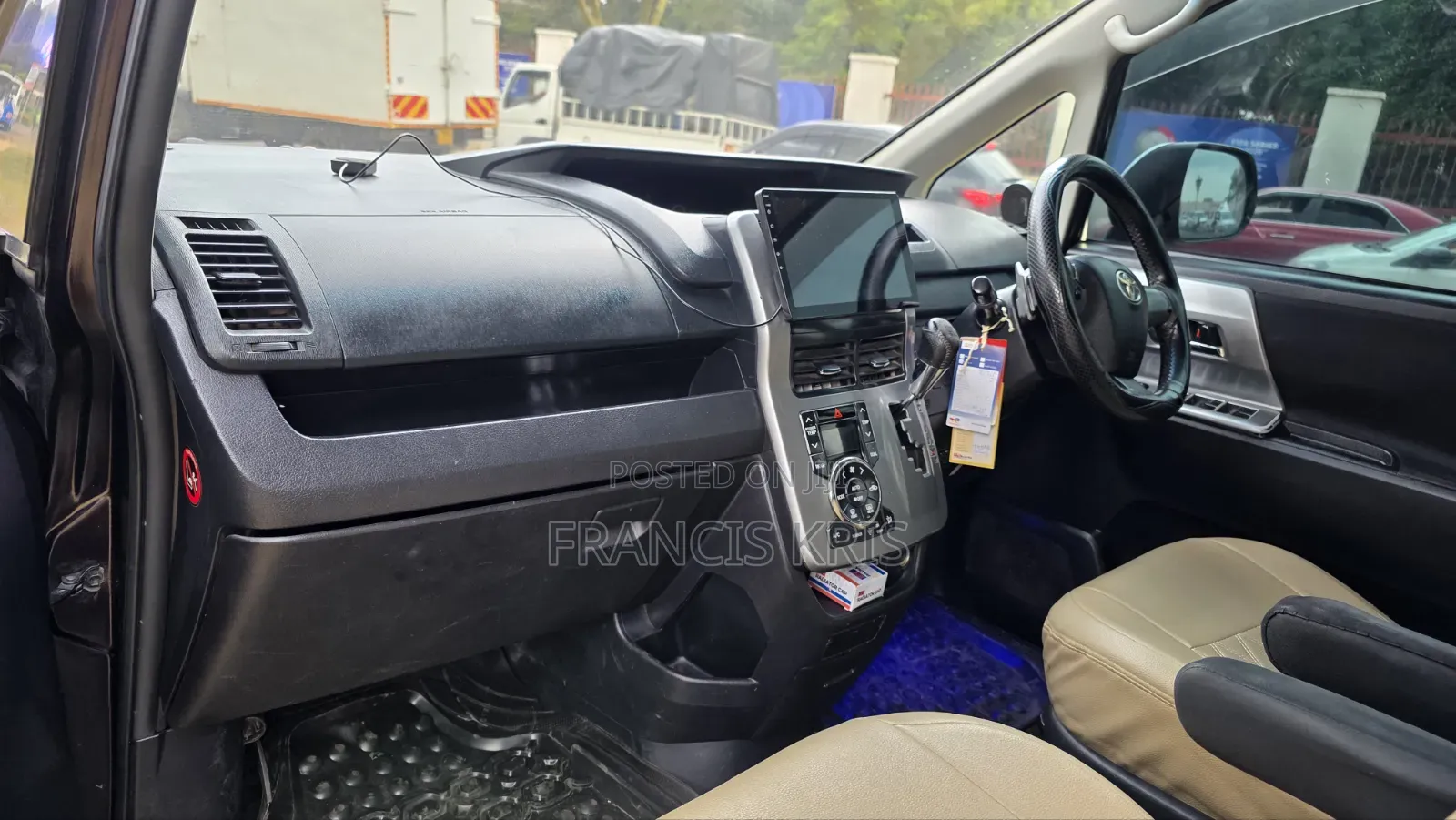 Toyota Voxy 2012 Maroon