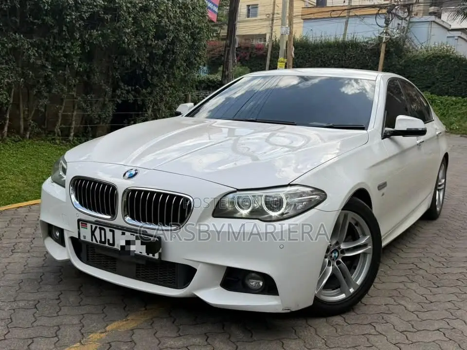 BMW 523i 2015 White