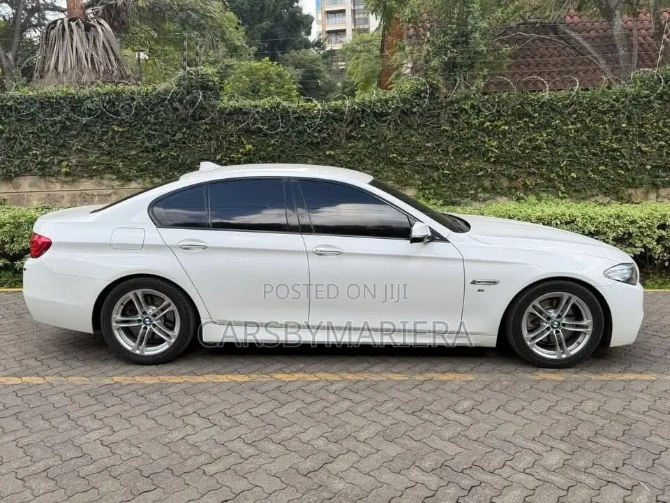 BMW 523i 2015 White